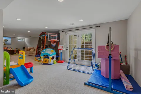 $1,200,000 | 1403 Harle Place Southwest, Leesburg, VA 20175