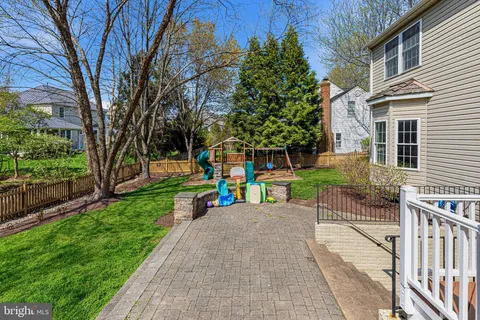 $1,200,000 | 1403 Harle Place Southwest, Leesburg, VA 20175