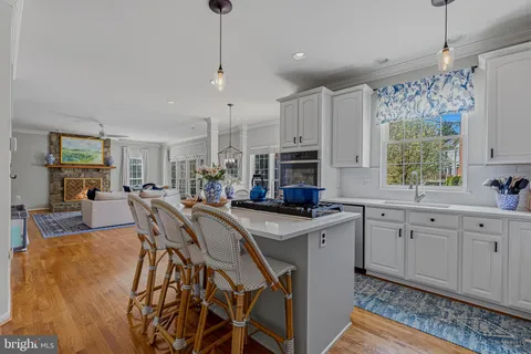 $1,200,000 | 1403 Harle Place Southwest, Leesburg, VA 20175