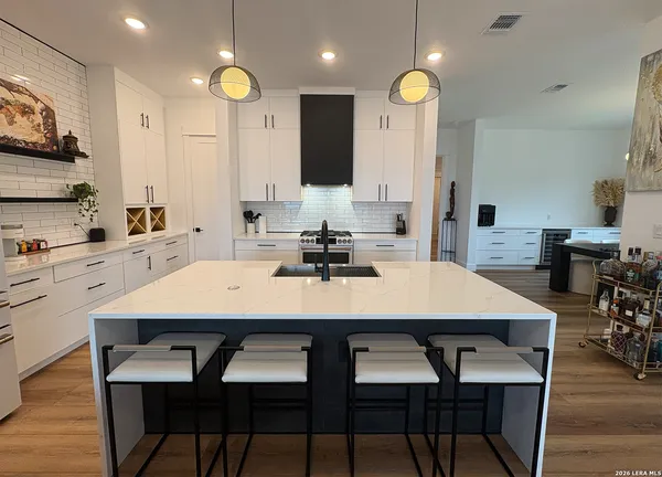 $4,800 | 7222 Terra, Unit 102, San Antonio, TX 78256