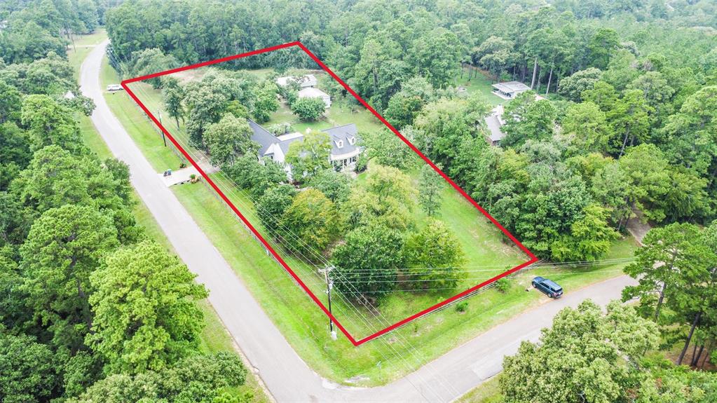 30311 North Holly Oaks Cir  