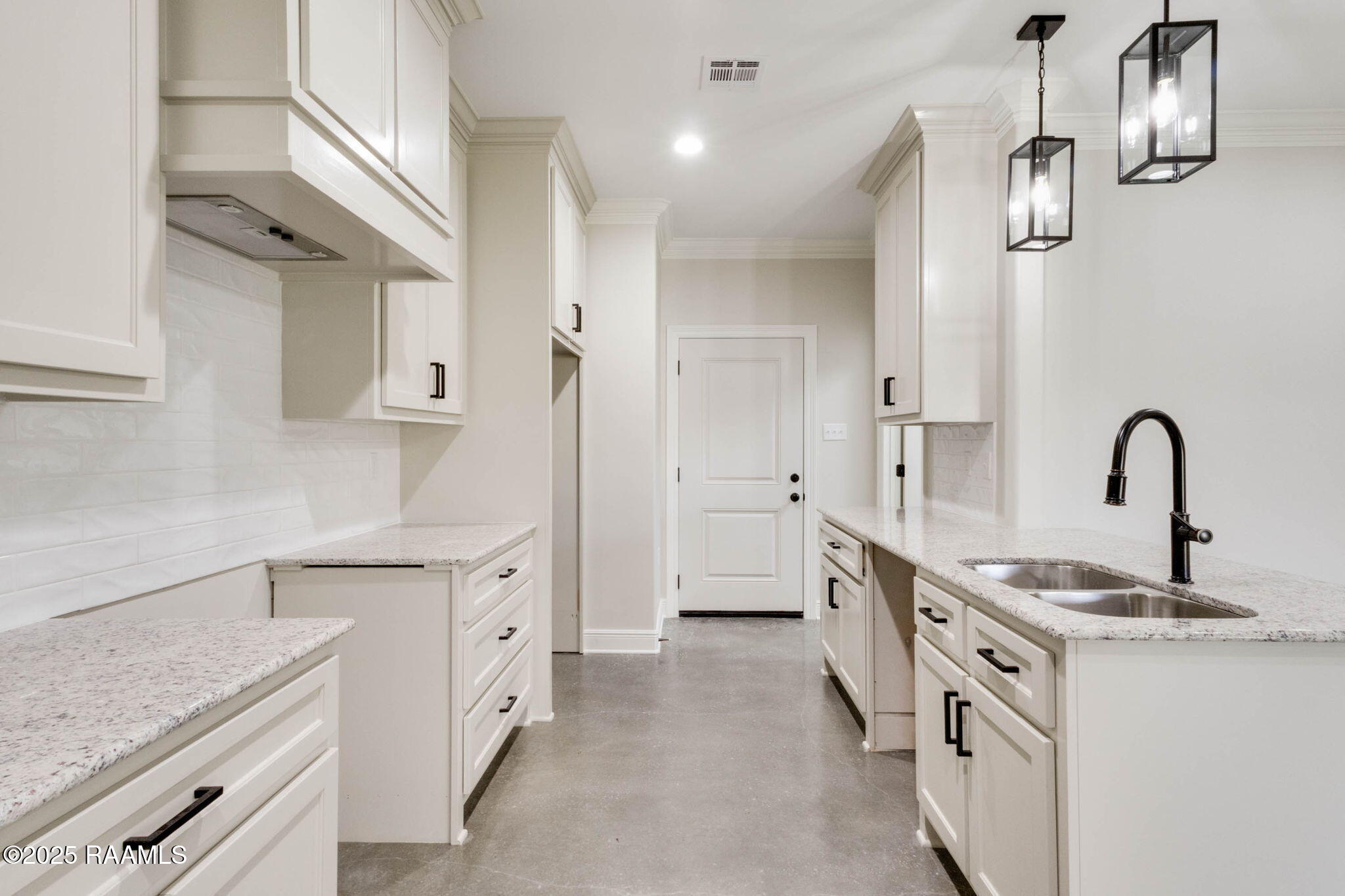 1711 East B N Street Rayne, LA 70578 - Photo 6 of 18 7-web-or-mls-1711 E B N-5