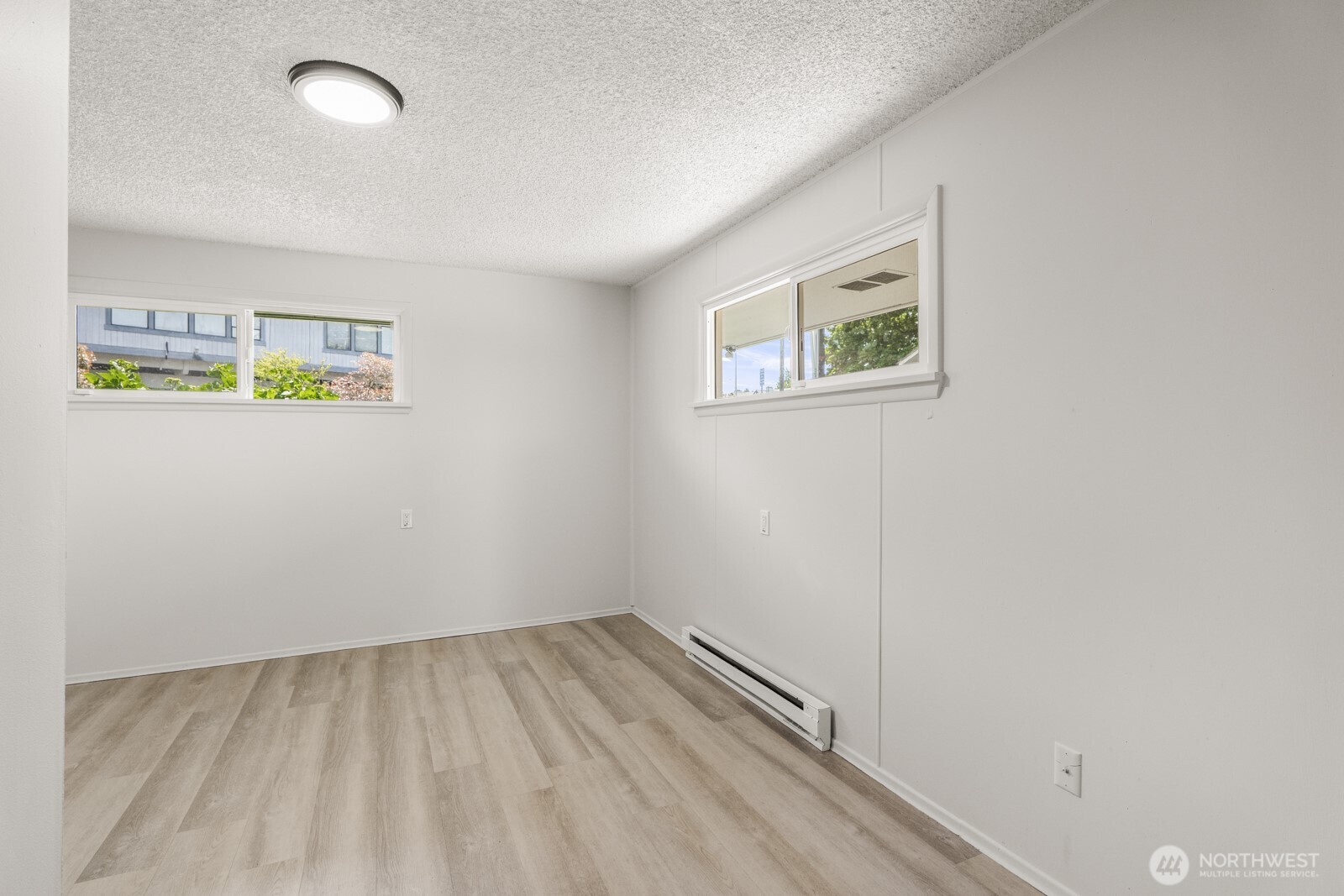 15330 40th Avenue West, Unit A & B Lynnwood, WA 98087 - Photo 16 of 36