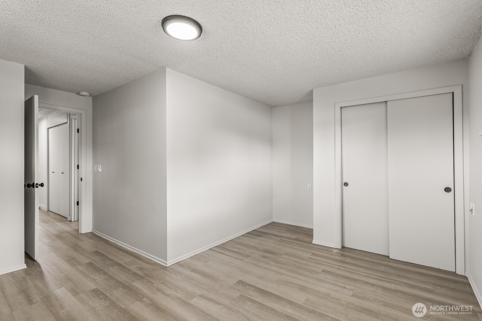 15330 40th Avenue West, Unit A & B Lynnwood, WA 98087 - Photo 18 of 36