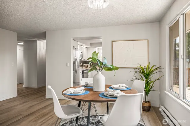 $775,000 | 15330 40th Avenue West, Unit A & B, Lynnwood, WA 98087