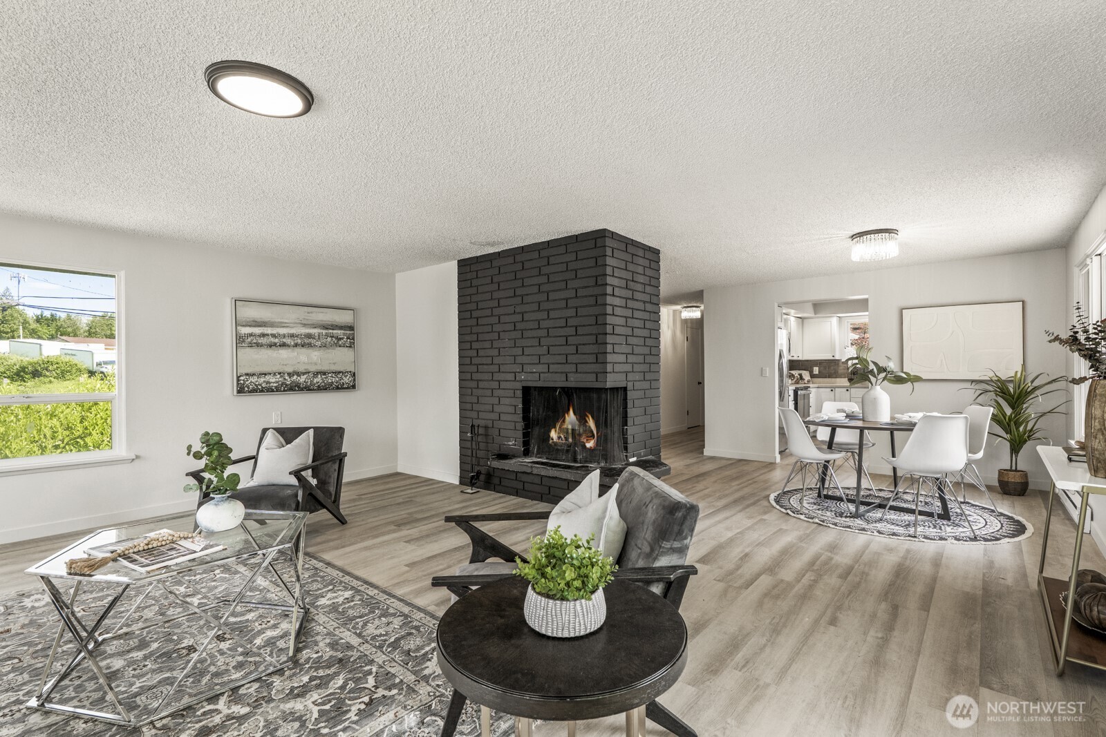 15330 40th Avenue West, Unit A & B Lynnwood, WA 98087 - Photo 23 of 36