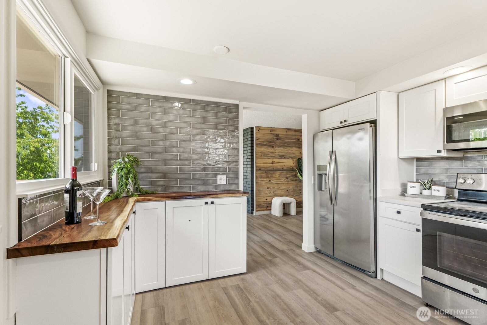 15330 40th Avenue West, Unit A & B Lynnwood, WA 98087 - Photo 27 of 36