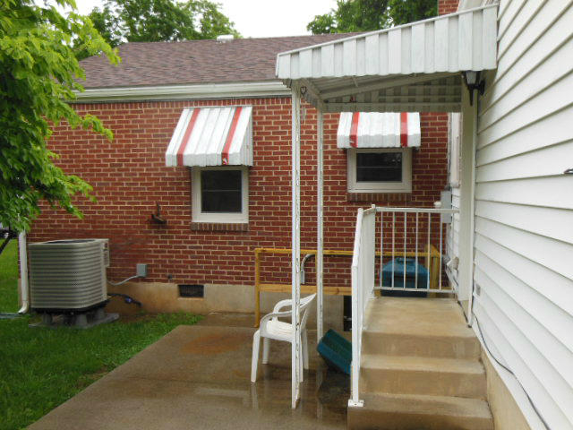 3228 Oliver Road Northeast Roanoke, VA 24012 - Photo 3 of 13 DSCN1374