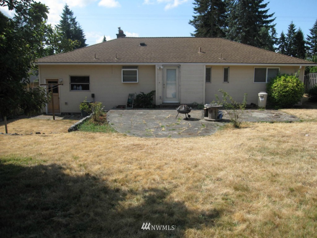442 Southwest 126th Street Seattle, WA 98146 - Photo 7 of 18 Gallery Image 7