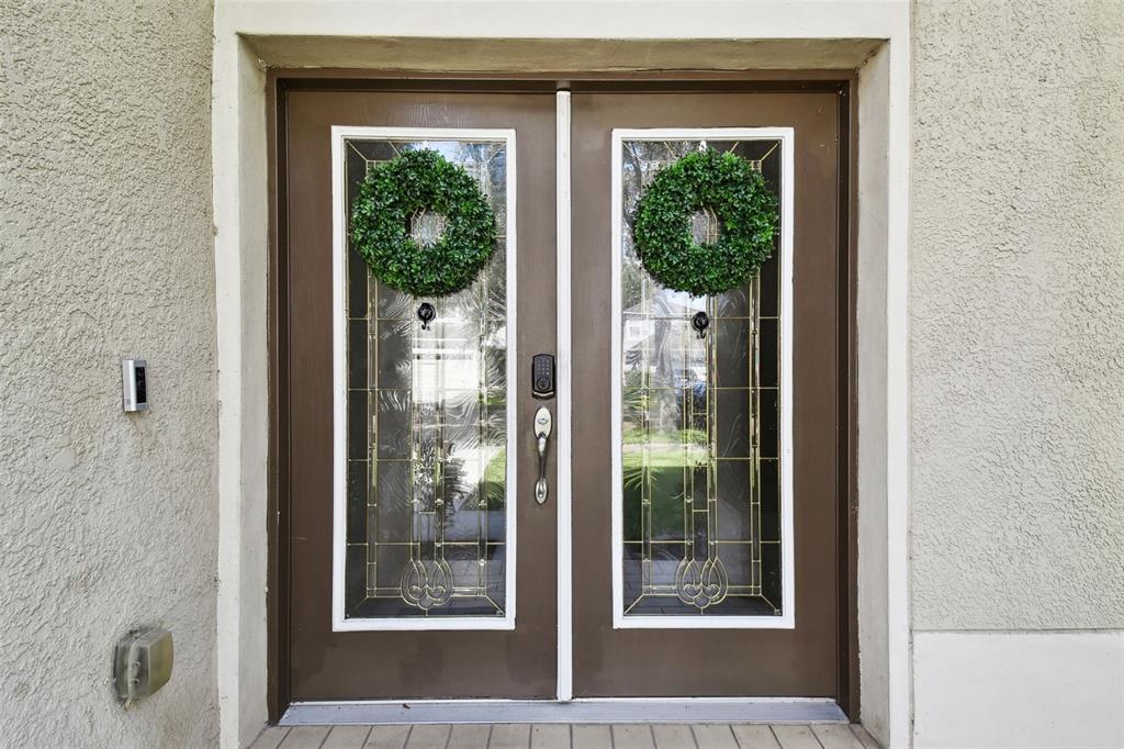 5707 Butterfield Street Riverview, FL 33578 - Photo 8 of 67 a view of a wooden door