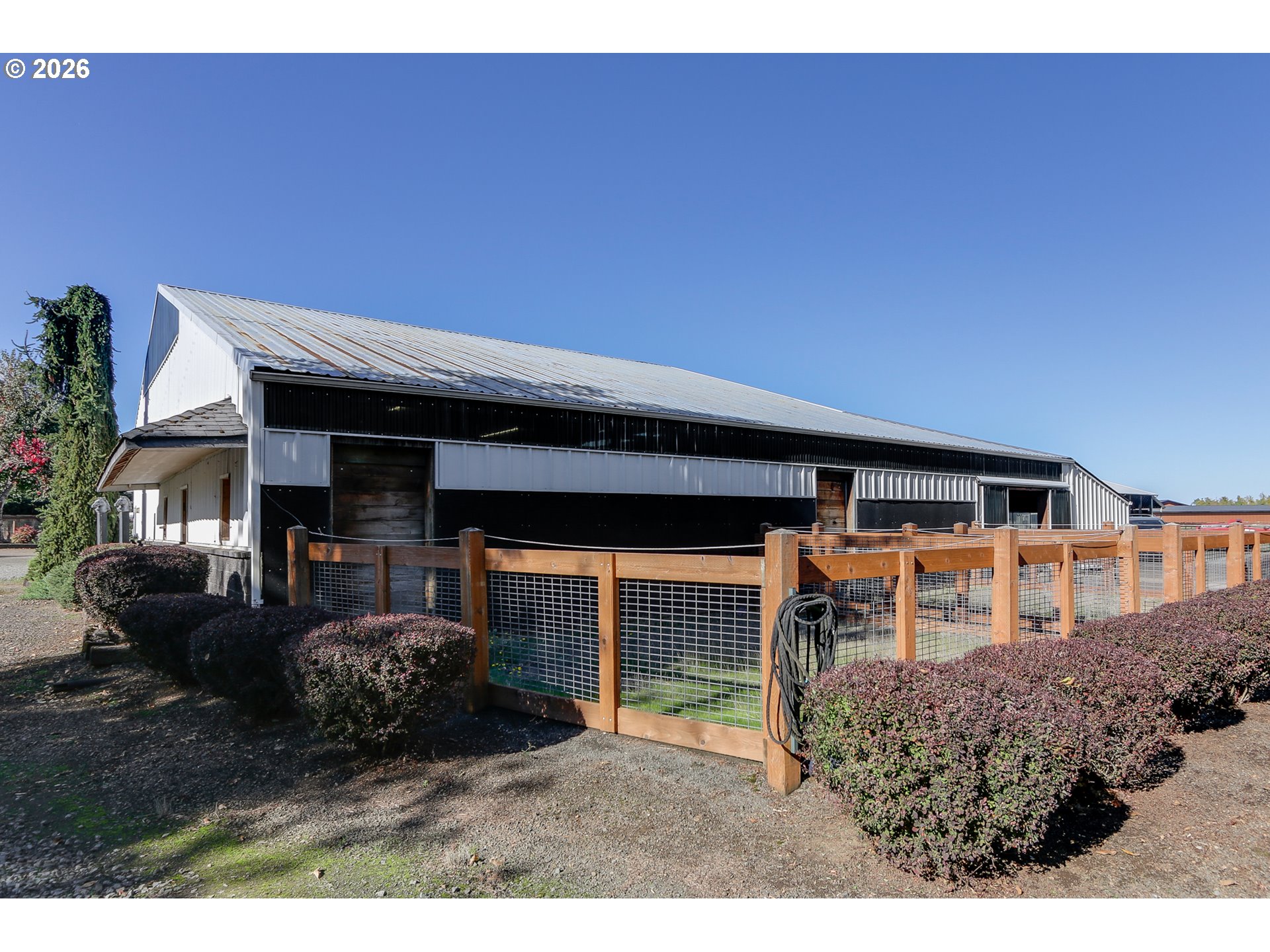 33391 Howe Lane Creswell, OR 97426 - Photo 8 of 40 a view of a house with a patio