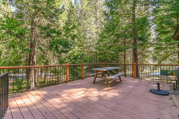 $425,000 | 127 Summit Level Road, Arnold, CA 95223