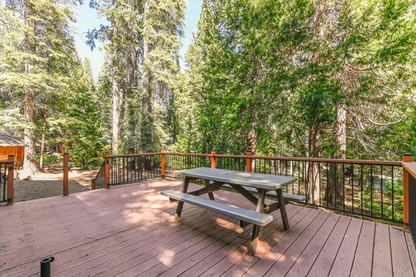 $425,000 | 127 Summit Level Road, Arnold, CA 95223