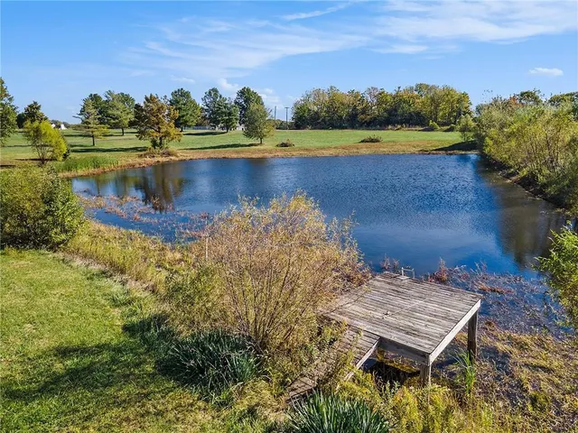$400,000 | 13722 North Virginia Avenue, Smithville, MO 64089