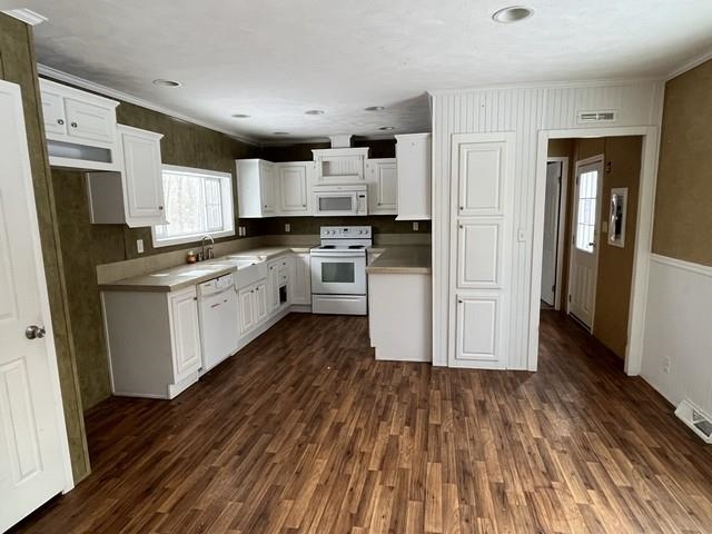 339 Hinman Road Glover, VT 05839 - Photo 6 of 20