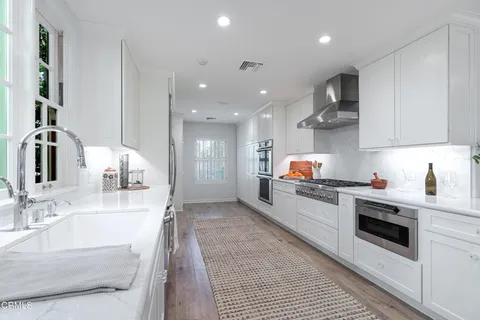 $2,998,000 | 2051 Mendocino Lane, Altadena, CA 91001