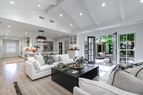 $2,998,000 | 2051 Mendocino Lane, Altadena, CA 91001