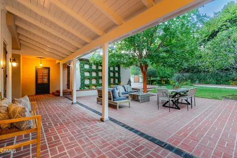 $2,998,000 | 2051 Mendocino Lane, Altadena, CA 91001