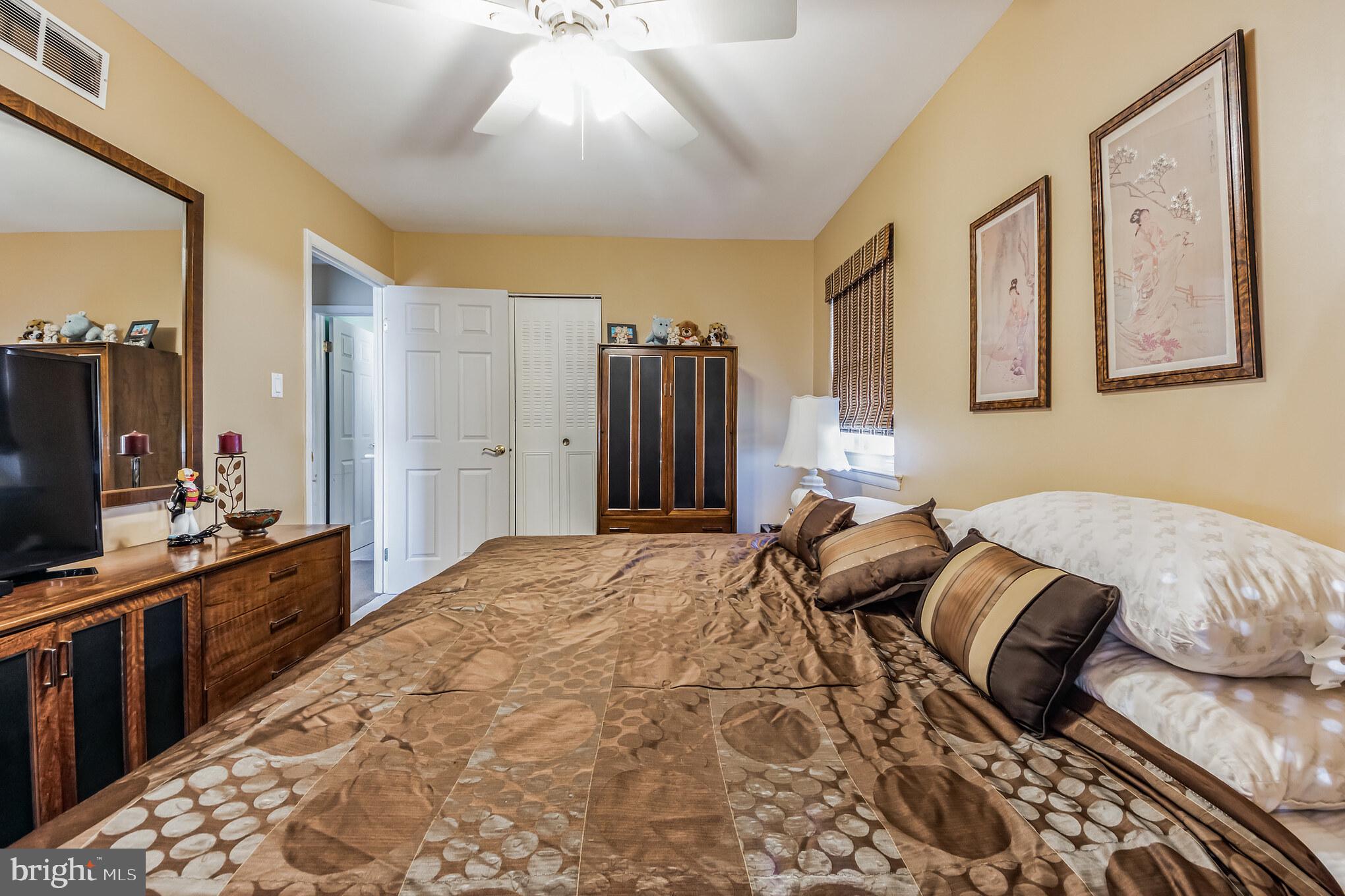 4200 Thistlewood Road Hatboro, PA 19040 - Photo 15 of 30