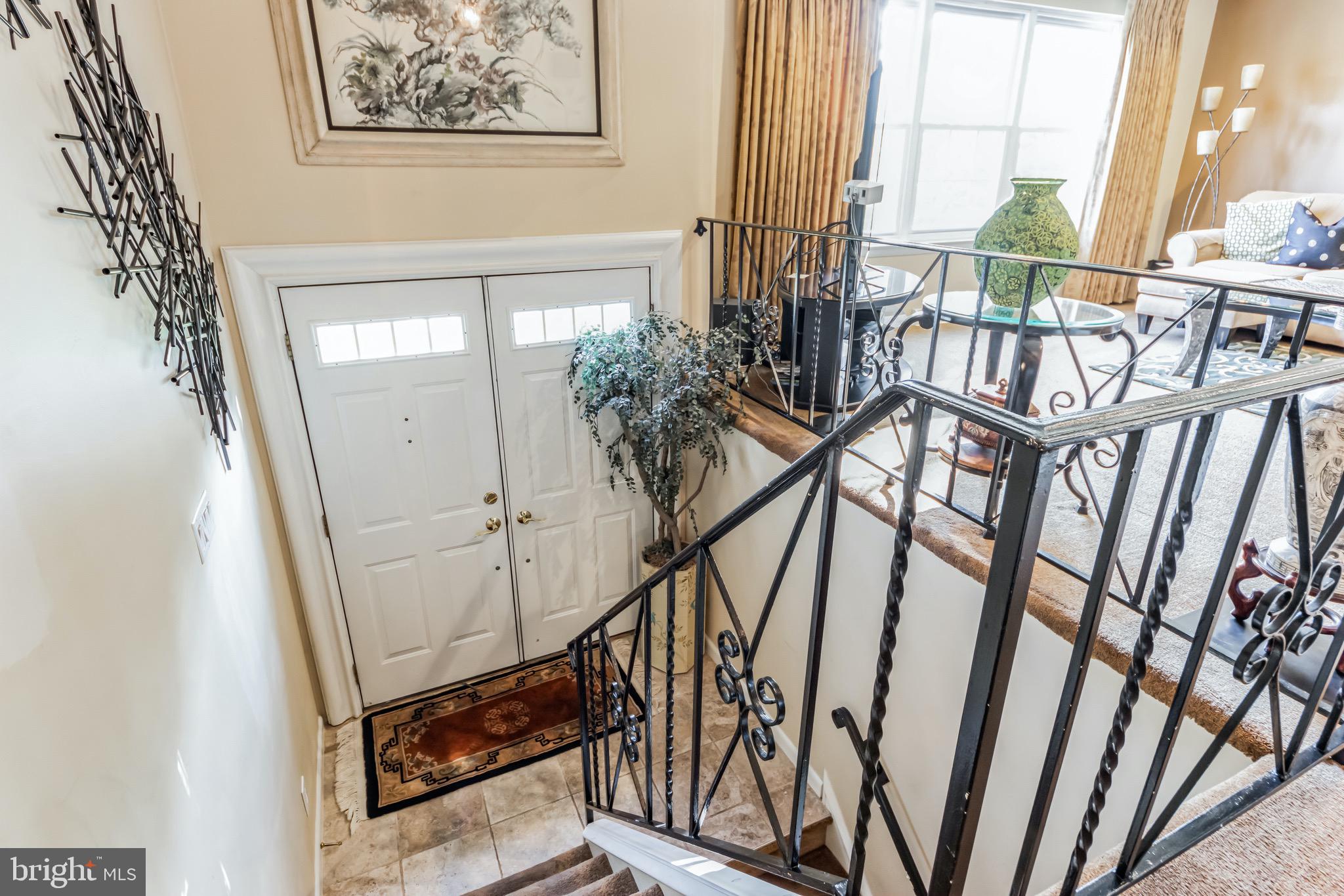 4200 Thistlewood Road Hatboro, PA 19040 - Photo 3 of 30 Entrance