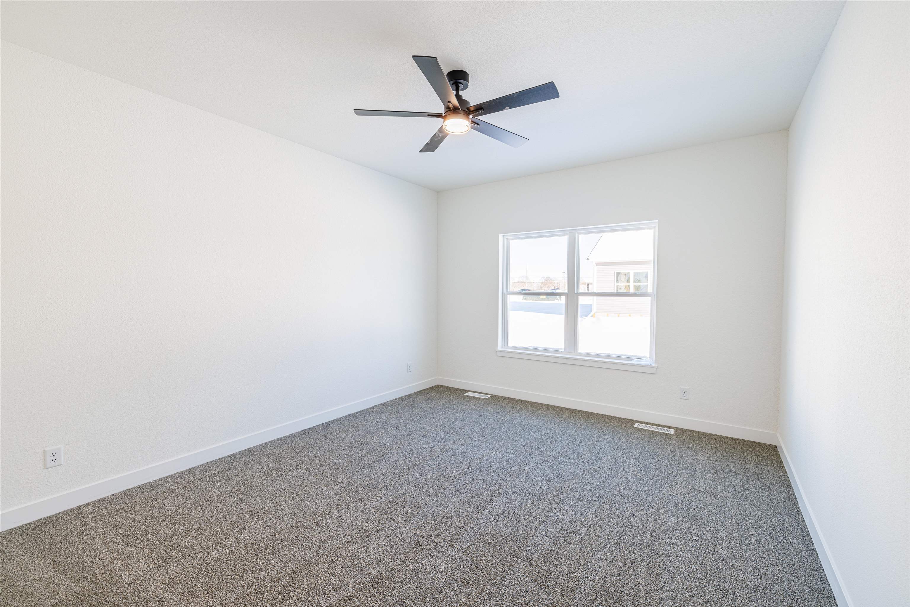 1833 East Kyle Beloit, WI 53511 - Photo 17 of 31