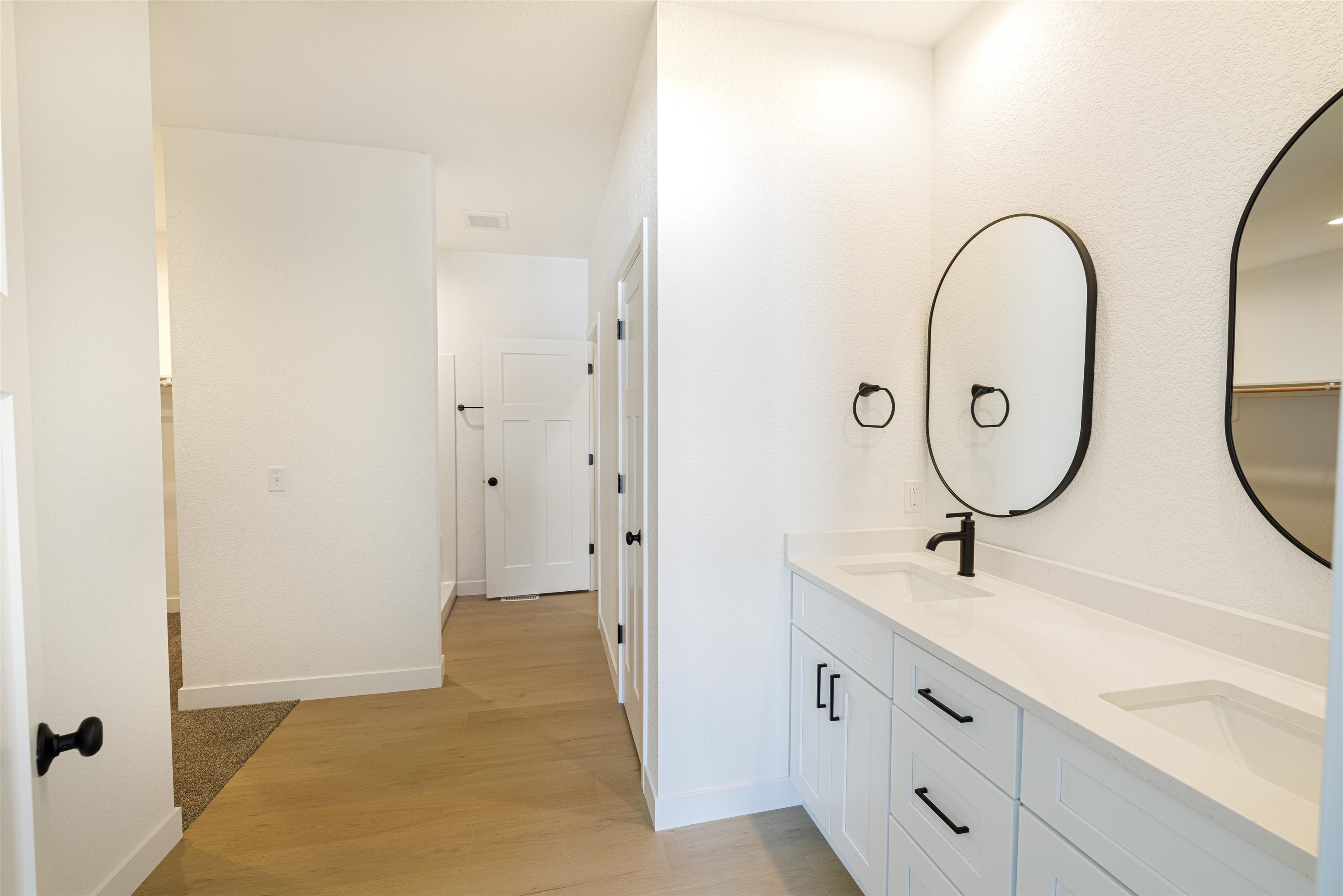 1833 East Kyle Beloit, WI 53511 - Photo 20 of 34