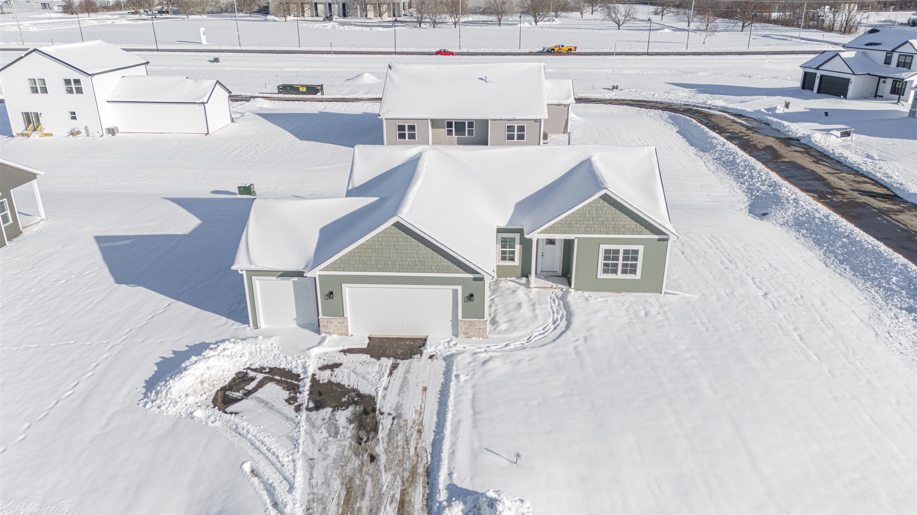 1833 East Kyle Beloit, WI 53511 - Photo 2 of 34