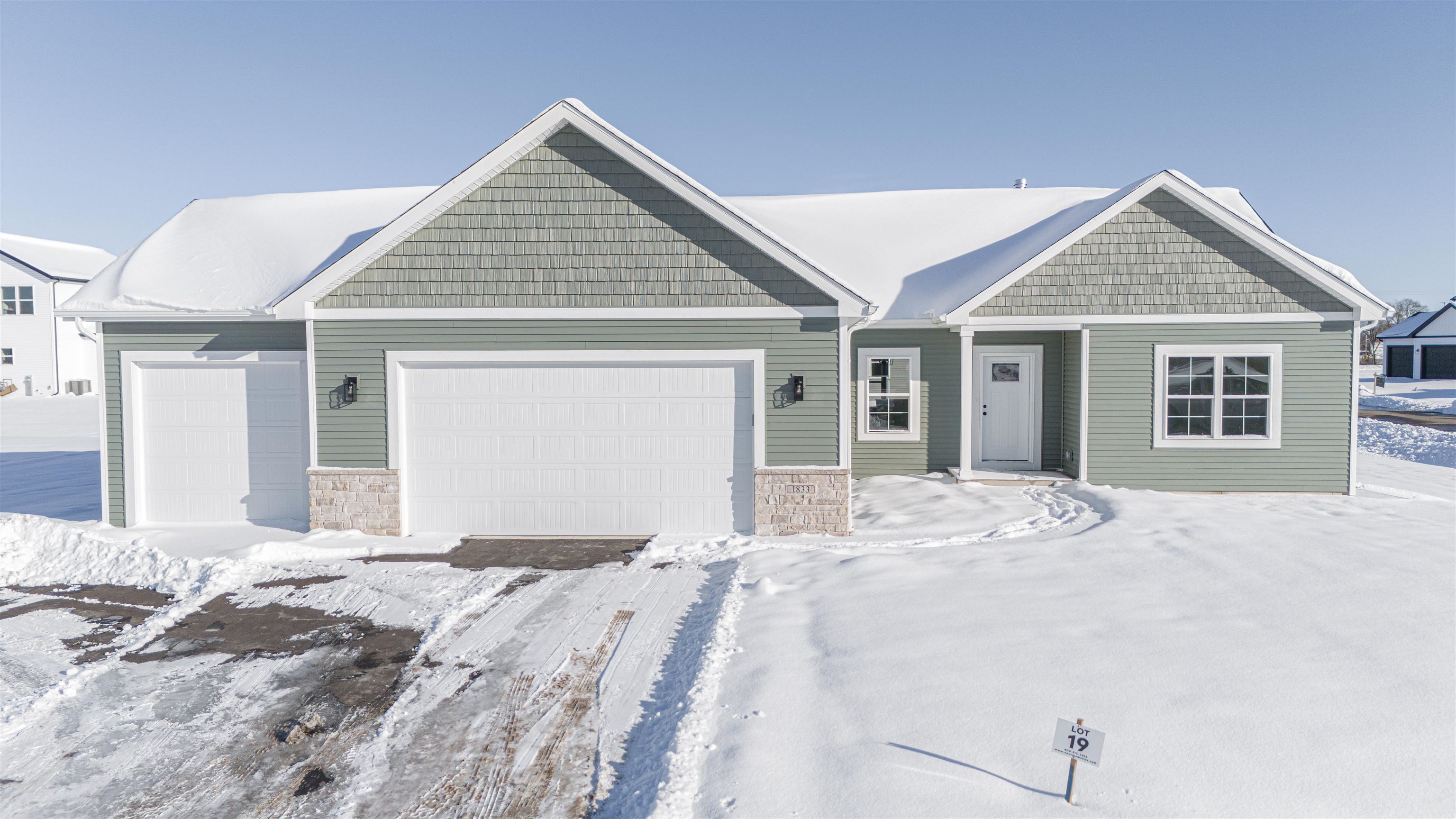 1833 East Kyle Beloit, WI 53511 - Photo 27 of 34