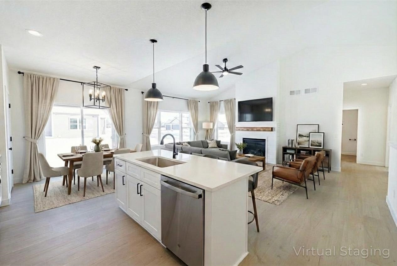 1833 East Kyle Beloit, WI 53511 - Photo 4 of 31