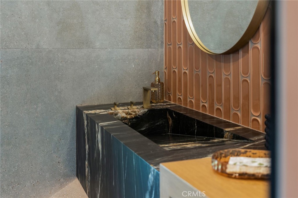 5510 Hoback Glen Road Hidden Hills, CA 91302 - Photo 22 of 60 a view of utility room