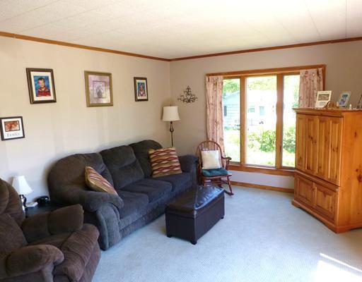 9 Field Road Harpswell, ME 04079 - Photo 7 of 23 Living Room.