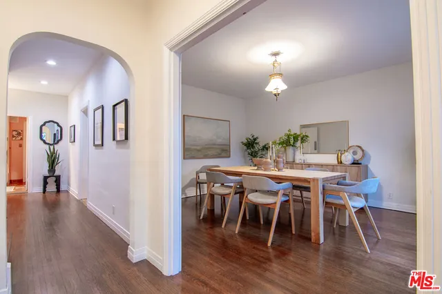 $2,200,000 | 2001 Holly Hill Terrace, Los Angeles, CA 90068