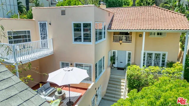 $2,200,000 | 2001 Holly Hill Terrace, Los Angeles, CA 90068