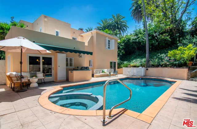 $2,200,000 | 2001 Holly Hill Terrace, Los Angeles, CA 90068