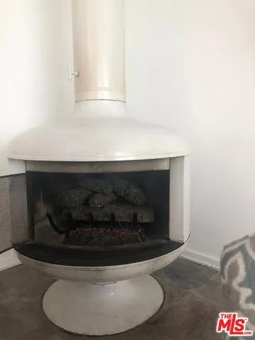 $5,300 | 35 Dudley Avenue, Unit 1/2, Venice, CA 90291