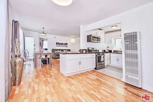 $5,300 | 35 Dudley Avenue, Unit 1/2, Venice, CA 90291