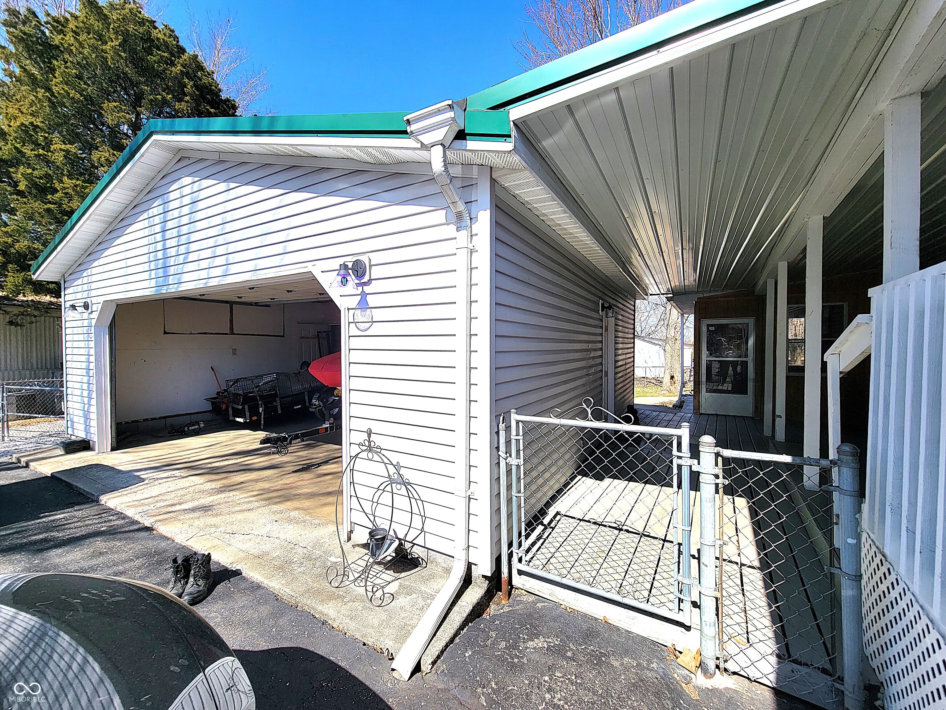 289 Bubble Loo Road Cloverdale, IN 46120 - Photo 3 of 36