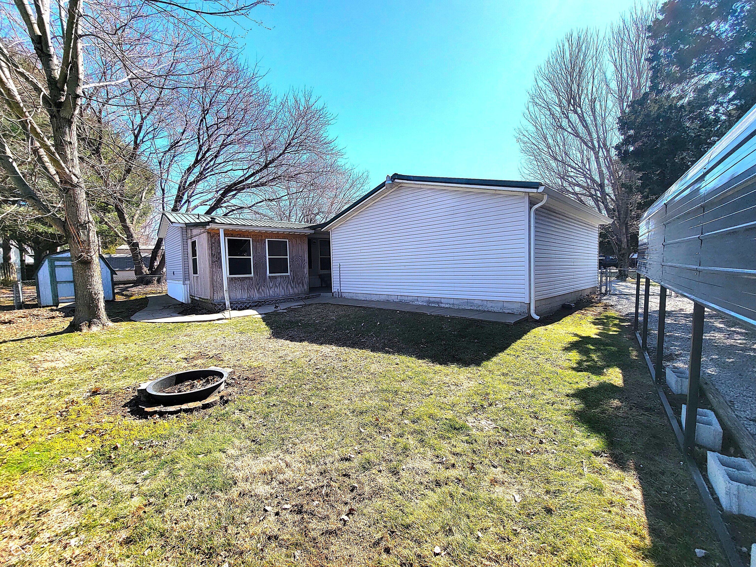289 Bubble Loo Road Cloverdale, IN 46120 - Photo 5 of 36