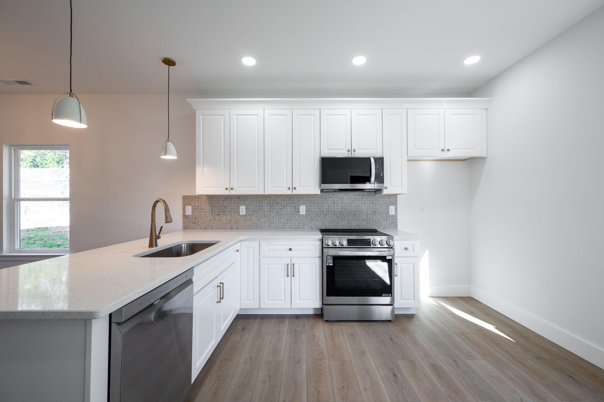 6 Franklin Place East Ridge, TN 37412 - Photo 8 of 25 17-web-or-mls-DSC_3552