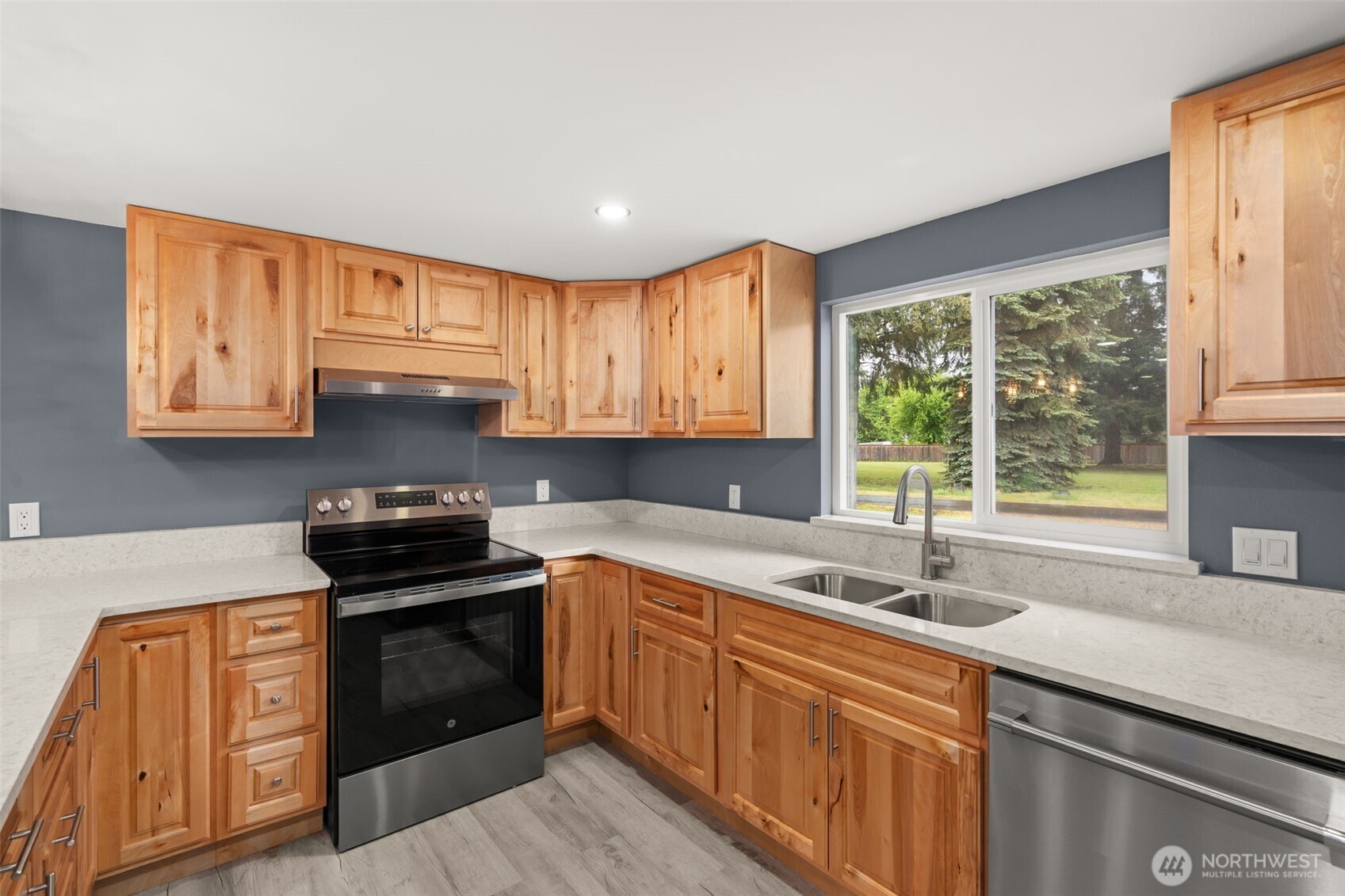 18011 Jordan Street Southwest Rochester, WA 98579 - Photo 14 of 29