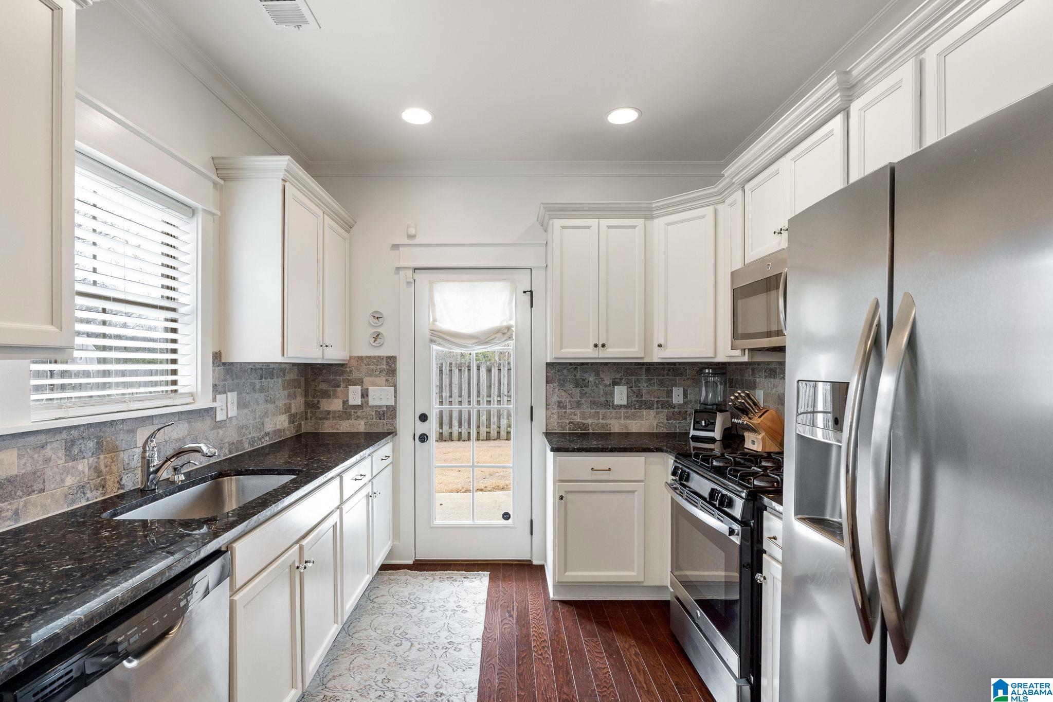 2812 Montevallo Park Road Birmingham, AL 35210 - Photo 13 of 30