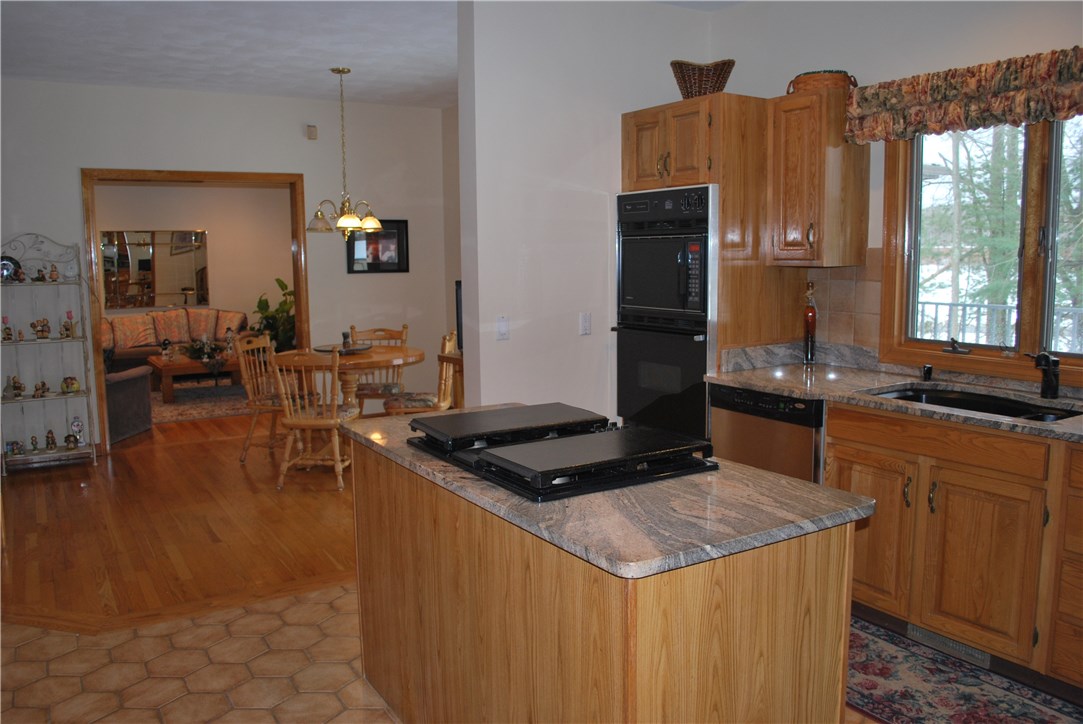 9 High Ridge Drive Lincoln, RI 02865 - Photo 11 of 30 Gallery Image 11