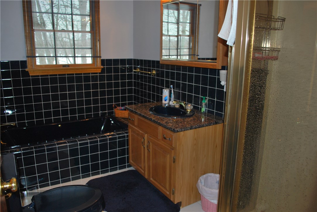 9 High Ridge Drive Lincoln, RI 02865 - Photo 26 of 30 Gallery Image 26