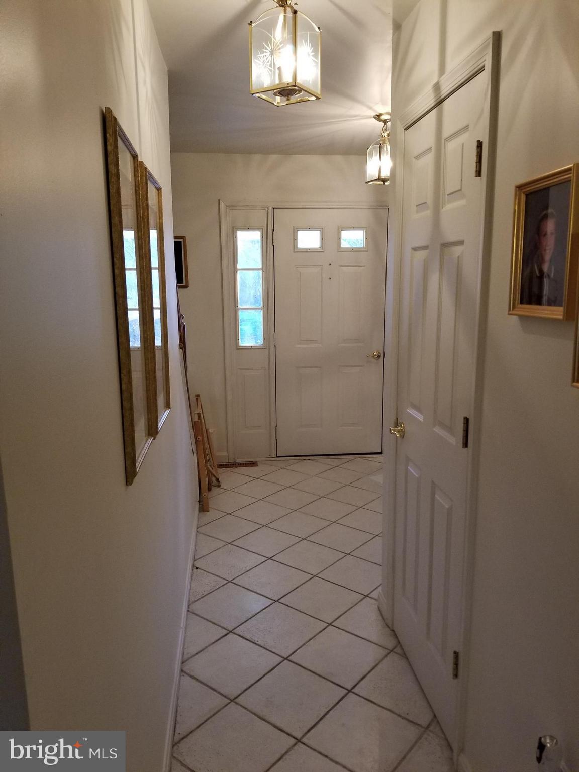135 Ridgeview Drive Etters, PA 17319 - Photo 5 of 29 Gallery Image 5