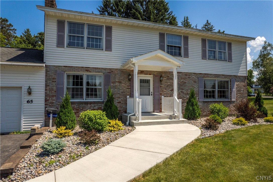 65 Woodberry Road New Hartford, NY 13413 - Photo 4 of 49