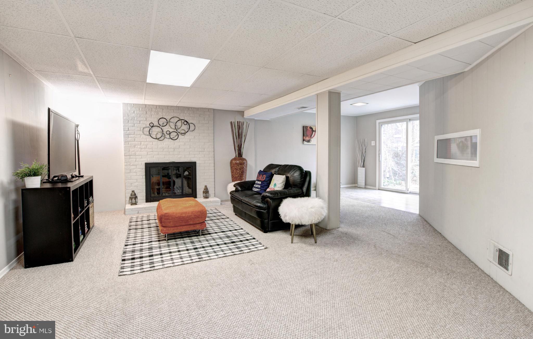 4605 Guinea Road Annandale, VA 22003 - Photo 20 of 27 Family Room