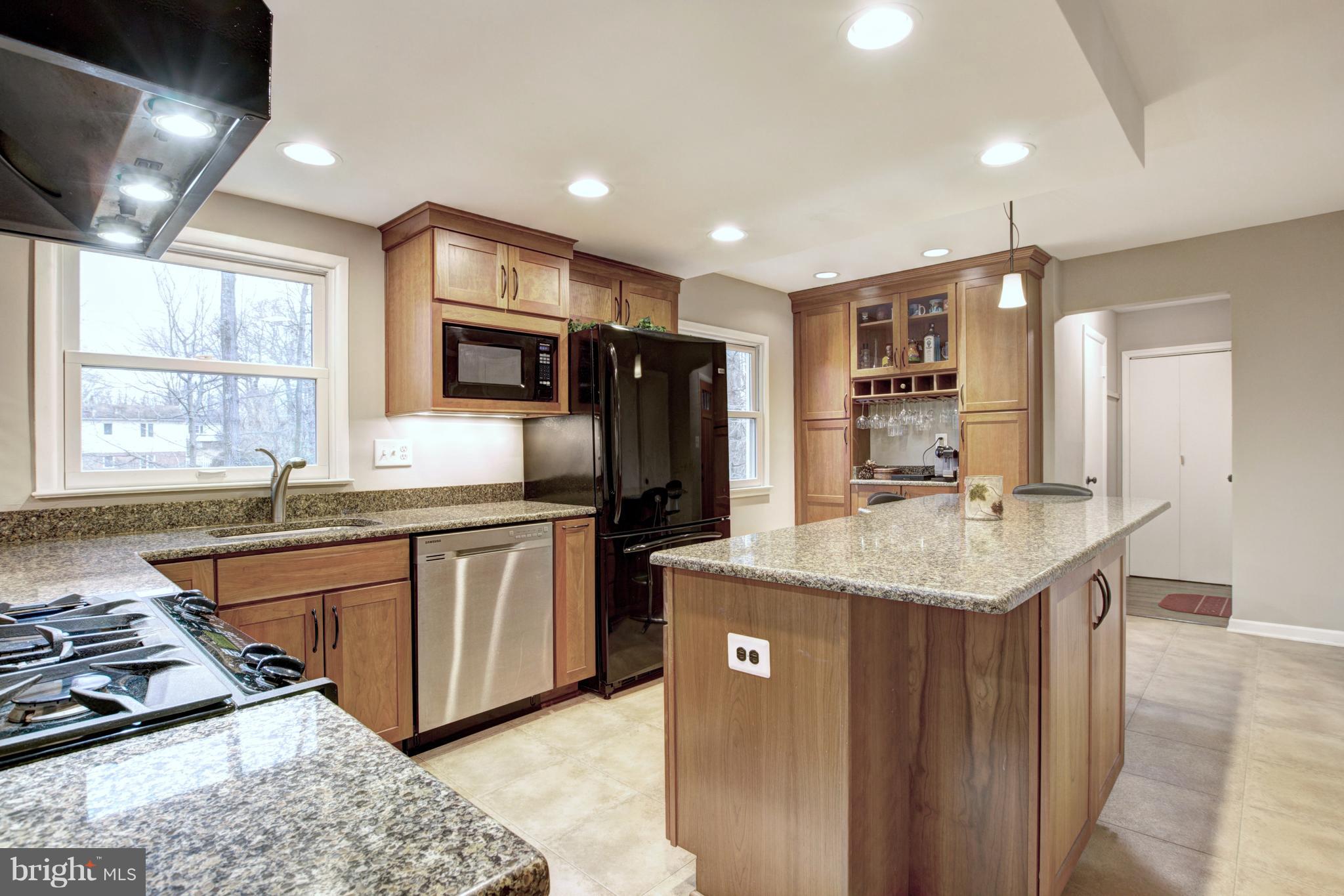 4605 Guinea Road Annandale, VA 22003 - Photo 8 of 27 Kitchen