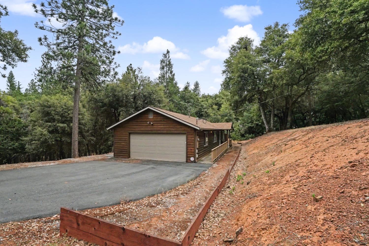 13050 Mt Zion Road Pine Grove, CA 95665 - Photo 22 of 36