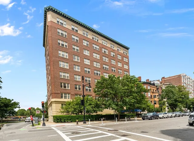 $3,400 | 534 Beacon Street, Unit 1005, Boston, MA 02215