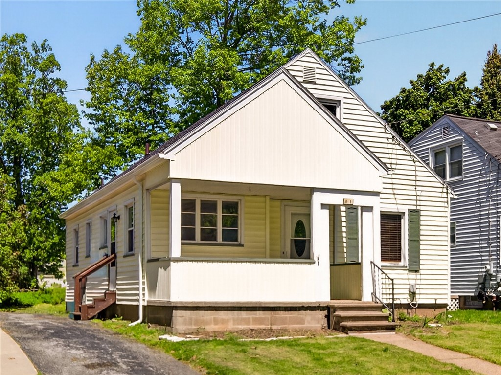 81 Camden Street Rochester, NY 14612 - Photo 3 of 21